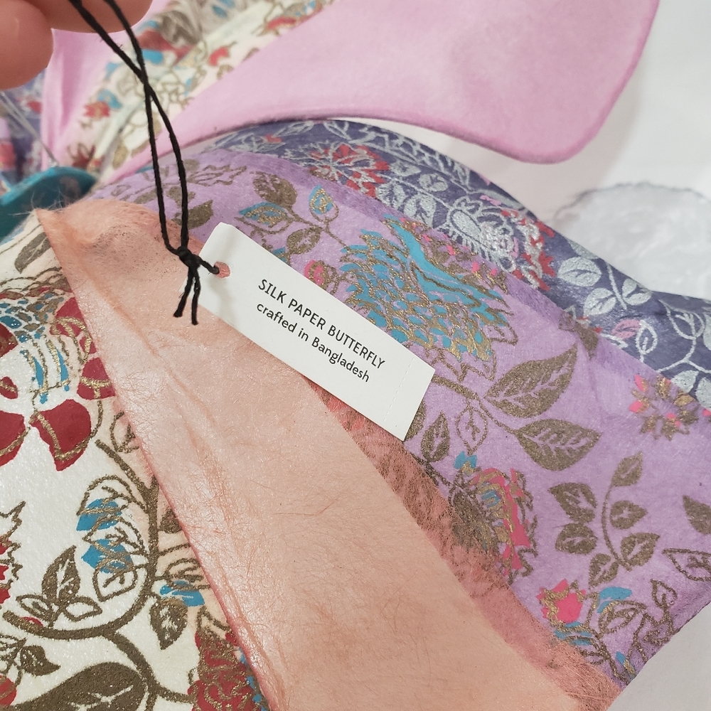 **SOLD** Set of Silk Paper Butterflies Mobil BNWT - Picture 4 of 7
